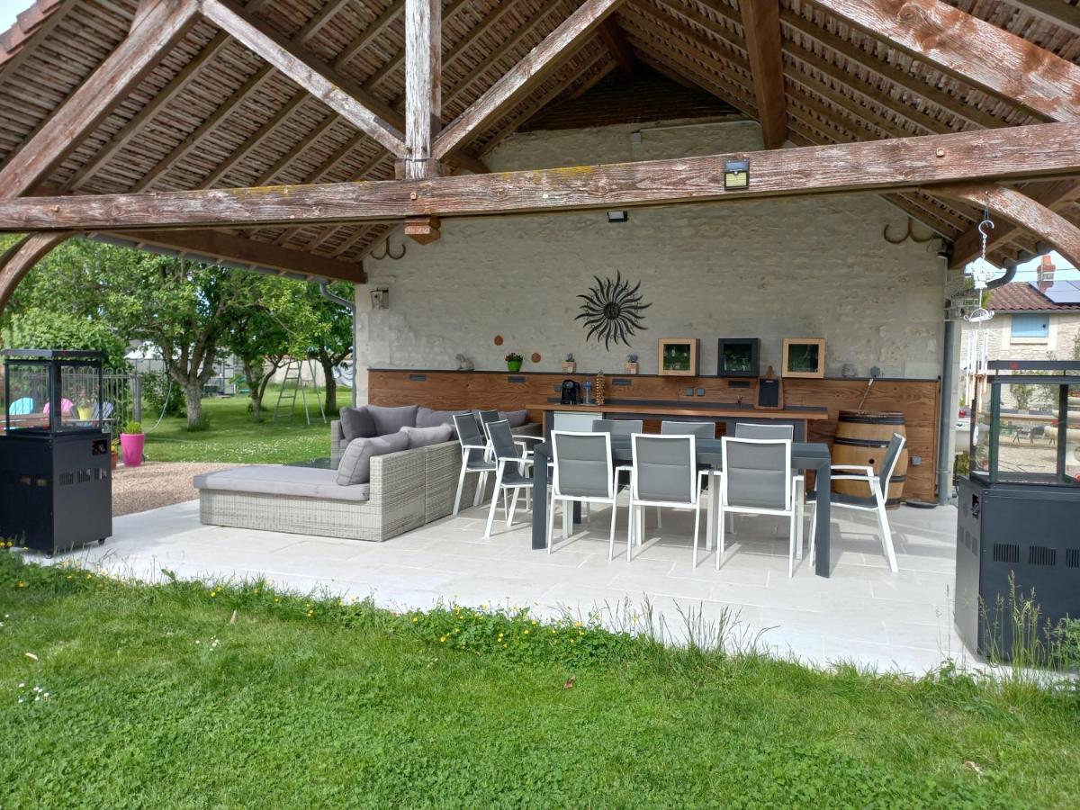 Gite Et Chambres D'Hotes Le Chene Billault Pouant ภายนอก รูปภาพ
