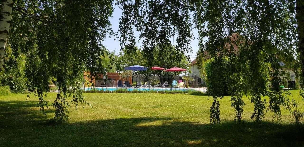 Gite Et Chambres D'Hotes Le Chene Billault Pouant ภายนอก รูปภาพ